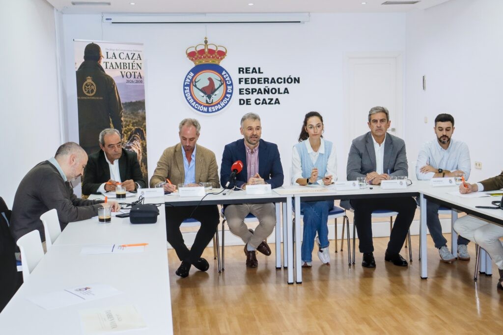 A RFEC presenta dez compromisos políticos para o futuro da caza e pide aos partidos que os incorporen aos seus programas electorais